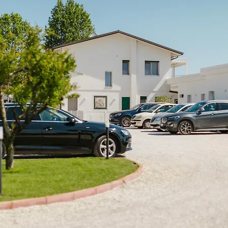 I Delfini - Natural 4* Cesenatico