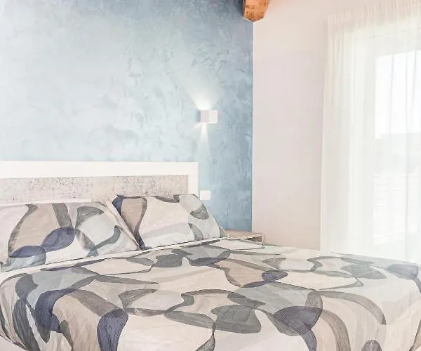 I Delfini - Natural 4*