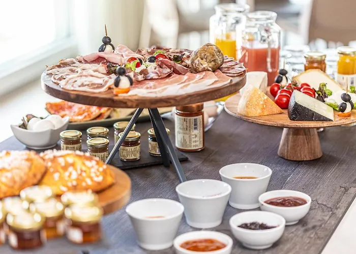 I Delfini - Natural 4*