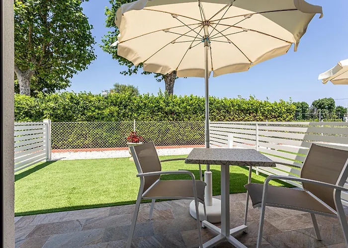 I Delfini - Natural 4*