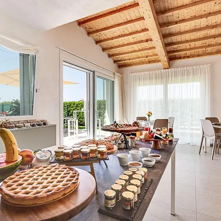 I Delfini - Natural Bed and breakfast