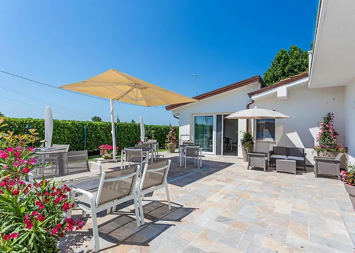 Bed and Breakfast I Delfini - Natural 4*